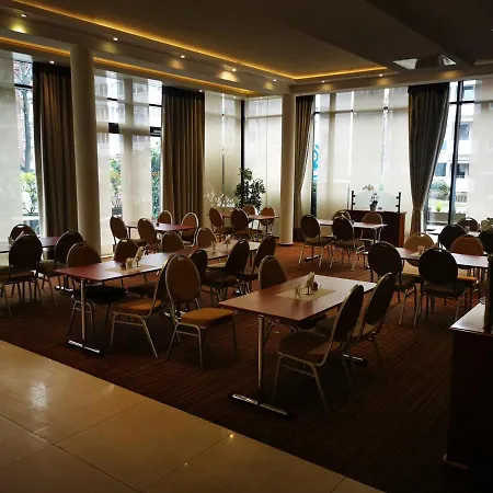 Hanseatischer Hof 4* Lubeka